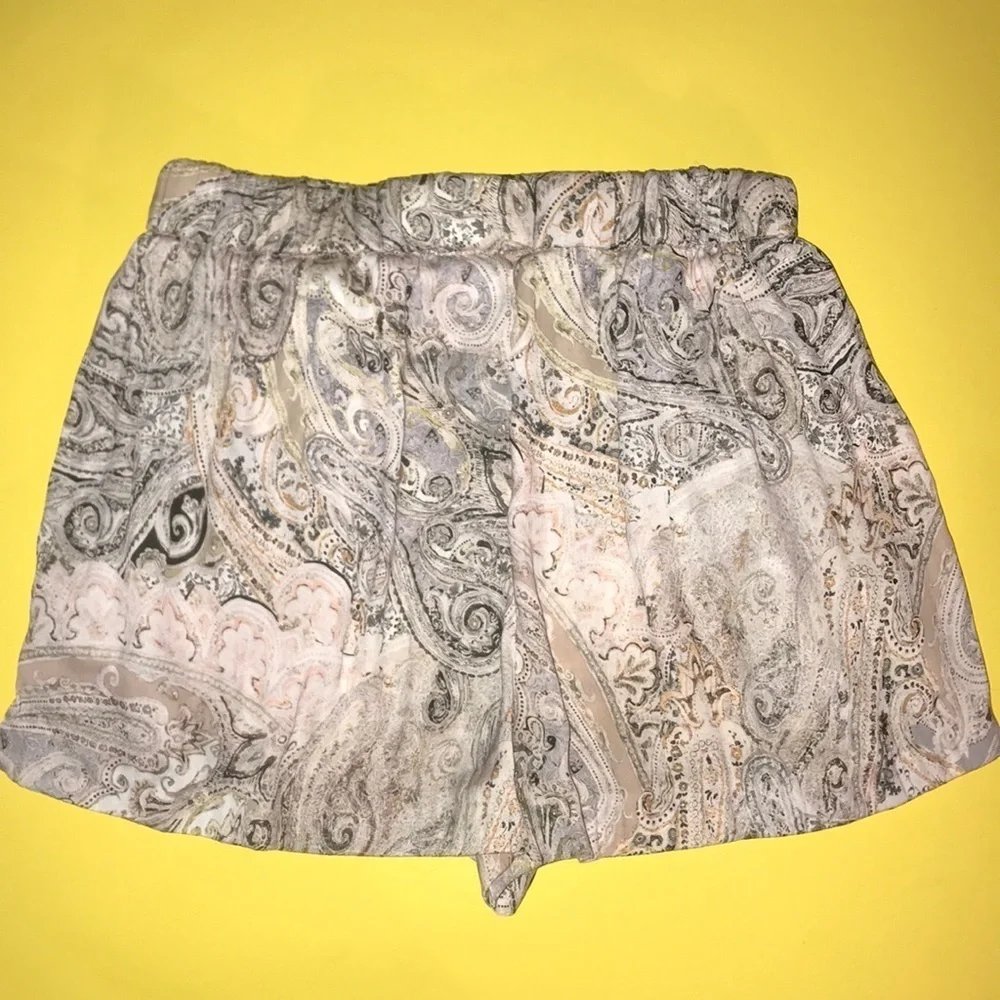Zara Paisley‎ Shorts